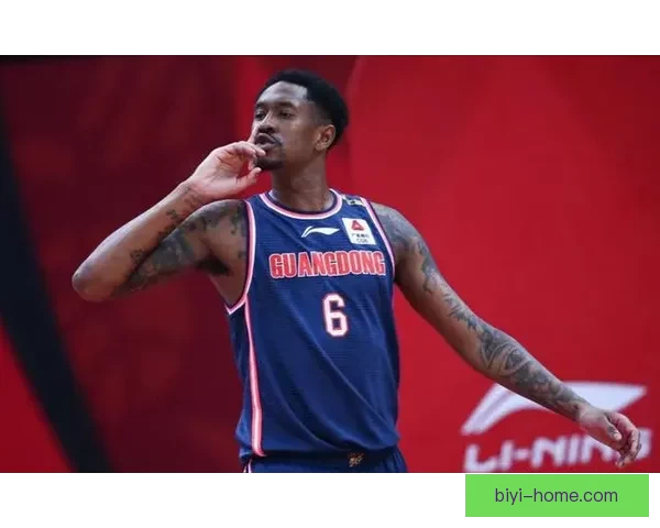 公牛官方宣布杰伦-史密斯和艾维因伤赛季报销祝早日康复